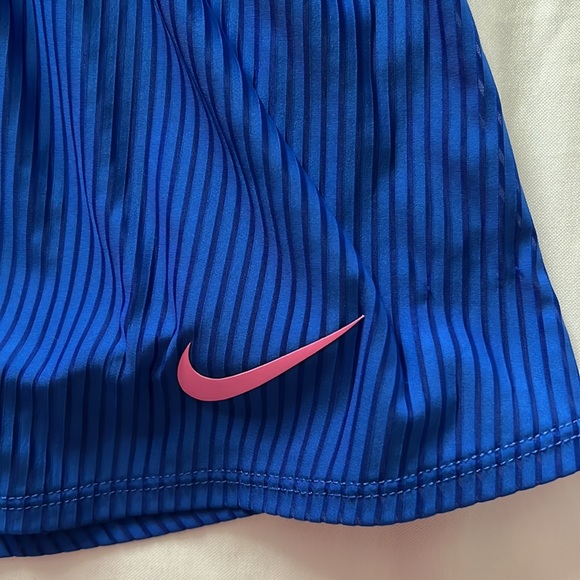 Nike Tennis Skort - M - Picture 2 of 5